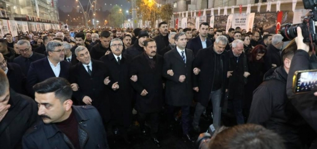 6 ŞUBAT'IN 2. YILDÖNÜMÜNDE DEPREM ŞEHİTLERİ ANILDI