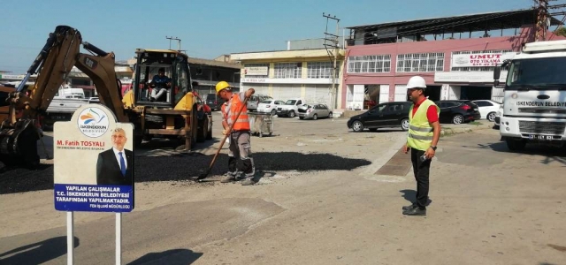 Asfalt Yama Çalışmaları Devam Ediyor