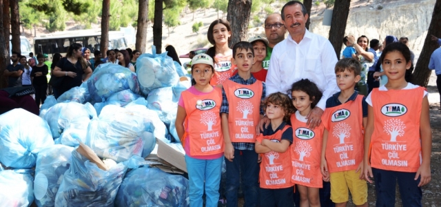 Başkan Vurucu; ‘Gelecek nesillere temiz bir çevre bırakacağız'