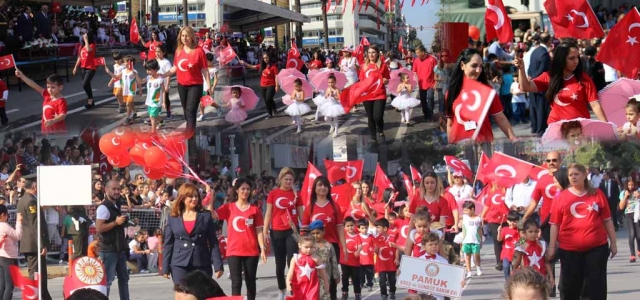 Cumhuriyet Coşkusunu Yüreklerinde Hissettiler!