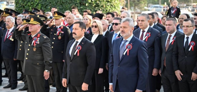 HATAY 86. ÖLÜM YILDÖNÜMÜNDE ATASINI ANDI