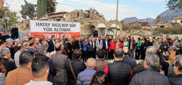 ‘HATAY MÜCBİR BİR YÜK ALTINDA’