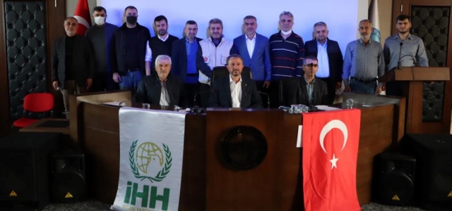 İHH'da Ahmet Yetim Güven Tazeledi