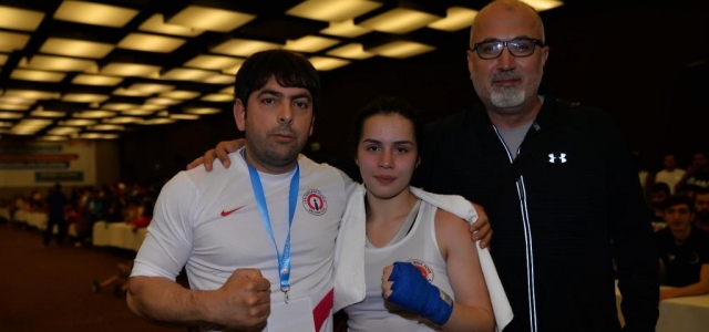 İSTE'den Gururlandıran KICKBOKS Başarısı