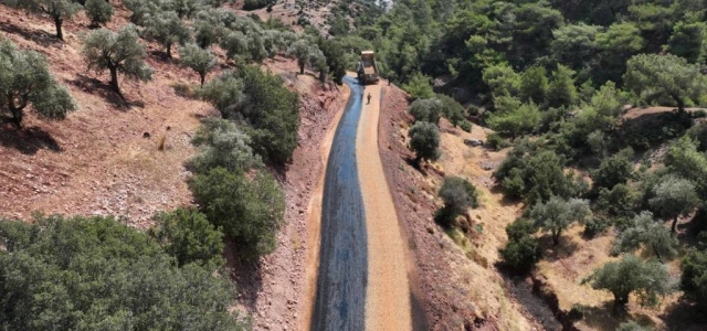 Kırıkhan ile Belen'i Bağlayan 9 Km'lik Yol Yenileniyor